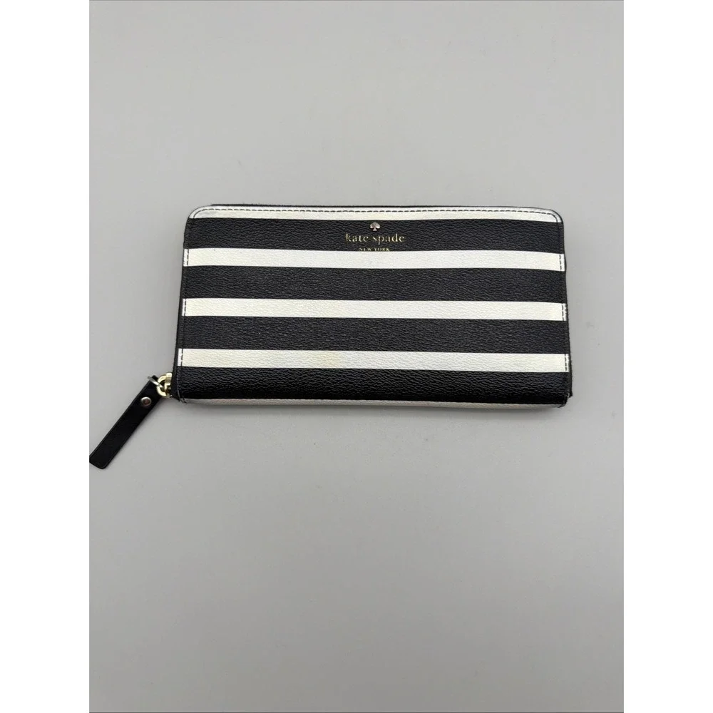 Kate Spade Stripe New York Hyde Lane Michele zip-around Signature Wallet